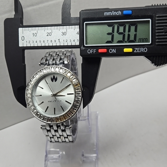 Womens Wristology Silver Tone Crystals Rhinestone Bling Quartz Watch New Battery - Picture 4 of 10
